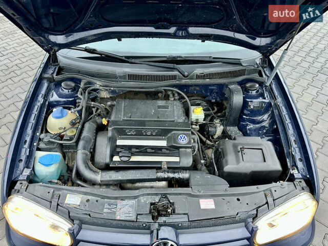 Синий Фольксваген Гольф, объемом двигателя 1.39 л и пробегом 210 тыс. км за 4000 $, фото 45 на Automoto.ua