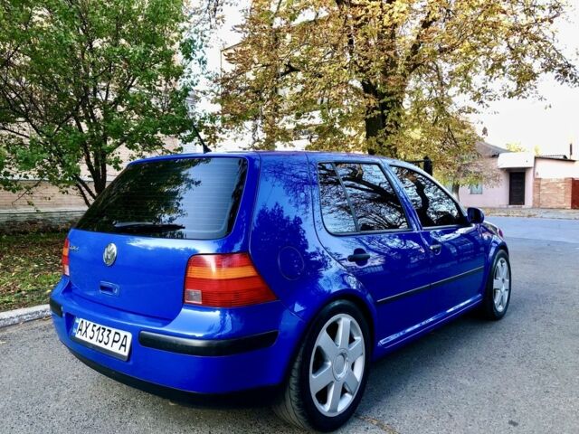 Синий Фольксваген Гольф, объемом двигателя 1.4 л и пробегом 274 тыс. км за 3850 $, фото 4 на Automoto.ua