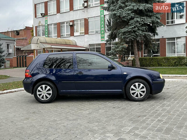 Синий Фольксваген Гольф, объемом двигателя 1.39 л и пробегом 233 тыс. км за 3850 $, фото 30 на Automoto.ua