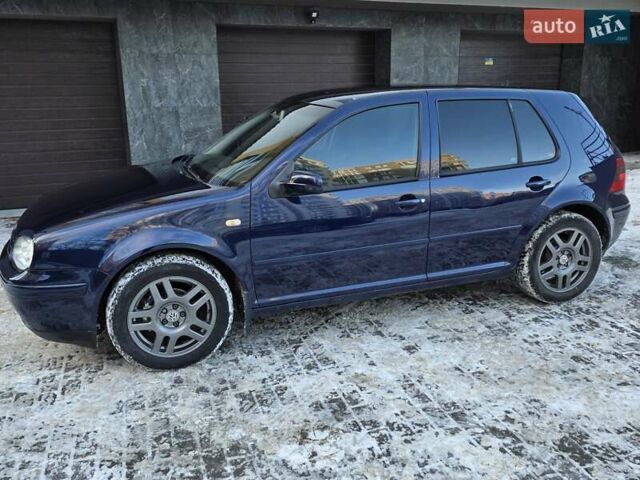 Синій Фольксваген Гольф, об'ємом двигуна 1.6 л та пробігом 253 тис. км за 3950 $, фото 11 на Automoto.ua