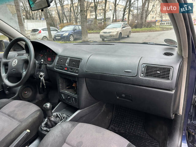 Синий Фольксваген Гольф, объемом двигателя 1.9 л и пробегом 337 тыс. км за 2850 $, фото 50 на Automoto.ua