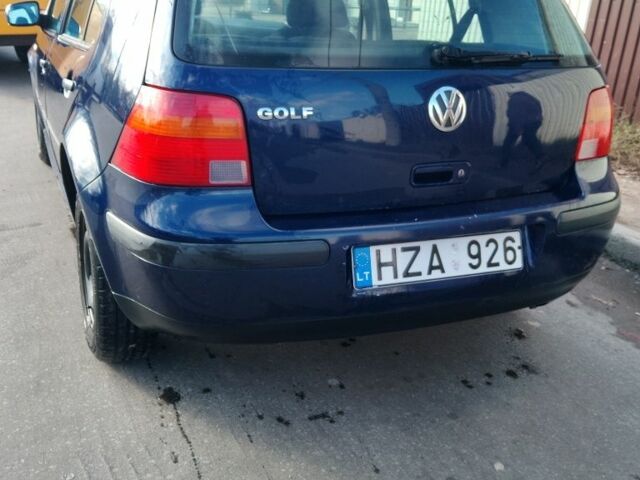 Синий Фольксваген Гольф, объемом двигателя 1.4 л и пробегом 210 тыс. км за 1600 $, фото 2 на Automoto.ua