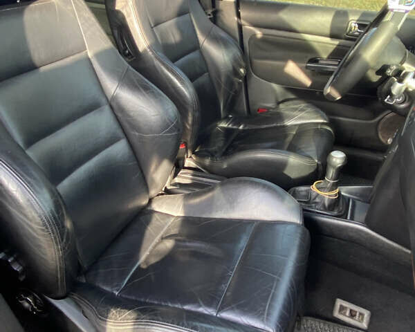 Синий Фольксваген Гольф, объемом двигателя 1.6 л и пробегом 380 тыс. км за 3500 $, фото 12 на Automoto.ua