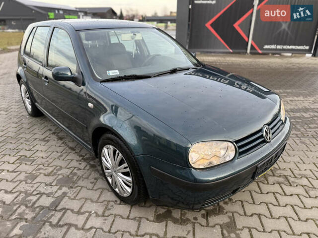 Синій Фольксваген Гольф, об'ємом двигуна 1.39 л та пробігом 216 тис. км за 3700 $, фото 10 на Automoto.ua
