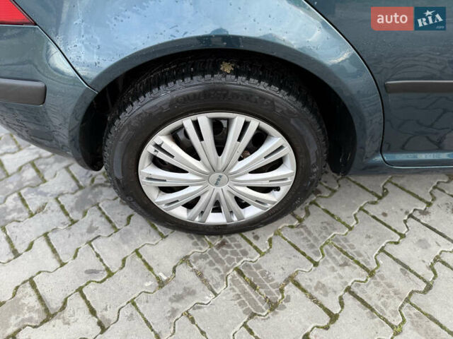 Синій Фольксваген Гольф, об'ємом двигуна 1.39 л та пробігом 216 тис. км за 3700 $, фото 34 на Automoto.ua