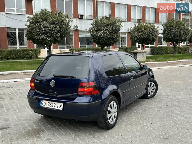 Синий Фольксваген Гольф, объемом двигателя 1.39 л и пробегом 233 тыс. км за 3850 $, фото 35 на Automoto.ua