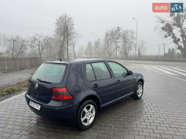 Синий Фольксваген Гольф, объемом двигателя 1.39 л и пробегом 210 тыс. км за 3450 $, фото 6 на Automoto.ua