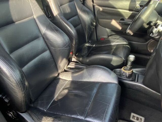 Синий Фольксваген Гольф, объемом двигателя 1.6 л и пробегом 380 тыс. км за 3600 $, фото 4 на Automoto.ua