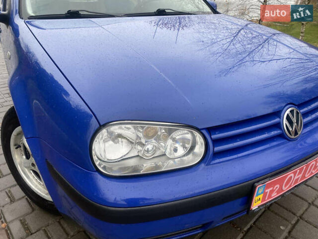 Синий Фольксваген Гольф, объемом двигателя 1.6 л и пробегом 226 тыс. км за 4800 $, фото 6 на Automoto.ua