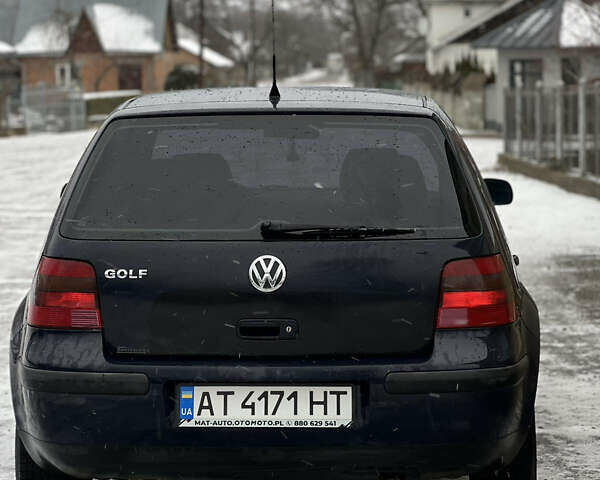 Синий Фольксваген Гольф, объемом двигателя 1.39 л и пробегом 223 тыс. км за 2950 $, фото 7 на Automoto.ua
