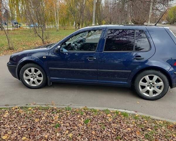 Синий Фольксваген Гольф, объемом двигателя 1.6 л и пробегом 264 тыс. км за 4900 $, фото 6 на Automoto.ua