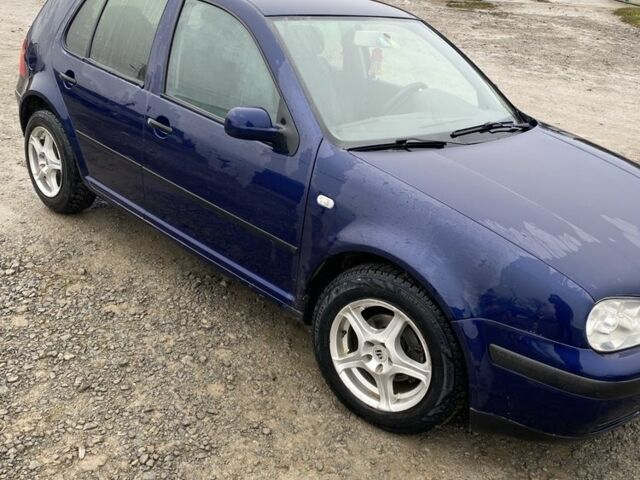 Синий Фольксваген Гольф, объемом двигателя 1.4 л и пробегом 260 тыс. км за 2900 $, фото 4 на Automoto.ua