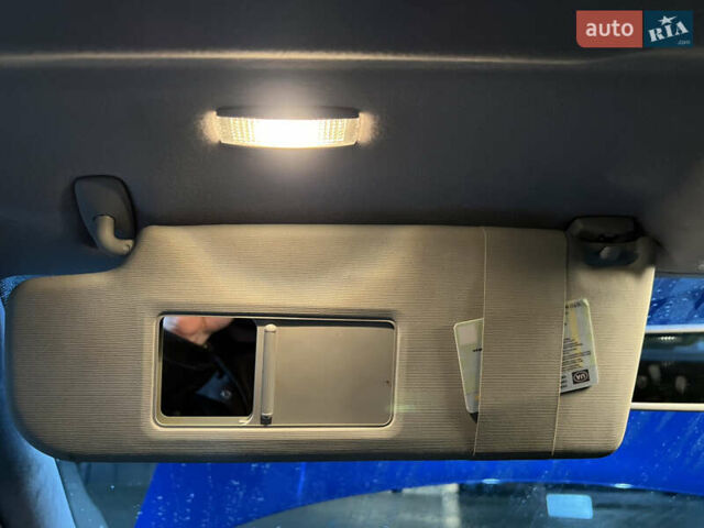 Синій Фольксваген Гольф, об'ємом двигуна 1.39 л та пробігом 169 тис. км за 4000 $, фото 69 на Automoto.ua