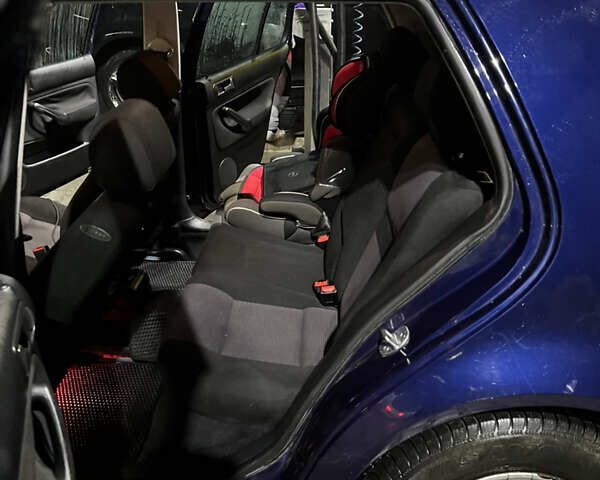 Синій Фольксваген Гольф, об'ємом двигуна 1.39 л та пробігом 169 тис. км за 4000 $, фото 75 на Automoto.ua