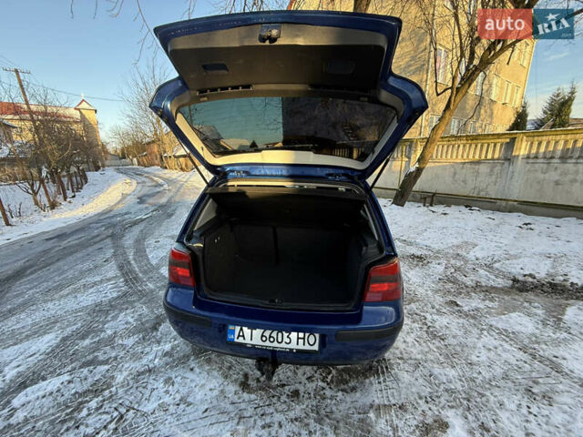 Синій Фольксваген Гольф, об'ємом двигуна 1.39 л та пробігом 200 тис. км за 3900 $, фото 19 на Automoto.ua