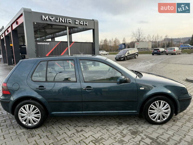 Синій Фольксваген Гольф, об'ємом двигуна 1.39 л та пробігом 216 тис. км за 3700 $, фото 33 на Automoto.ua