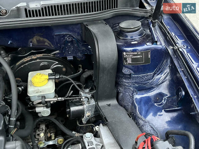 Синий Фольксваген Гольф, объемом двигателя 1.39 л и пробегом 233 тыс. км за 3850 $, фото 54 на Automoto.ua