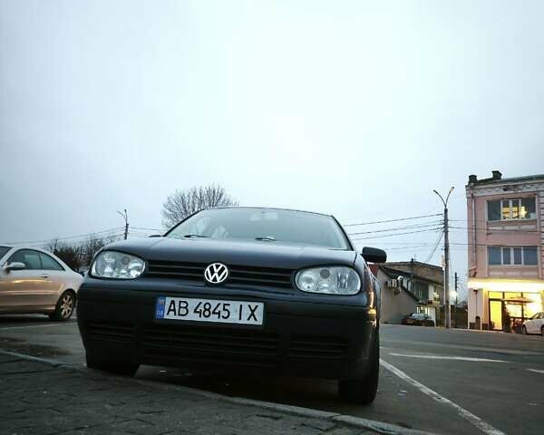 Синій Фольксваген Гольф, об'ємом двигуна 1.39 л та пробігом 325 тис. км за 3500 $, фото 13 на Automoto.ua