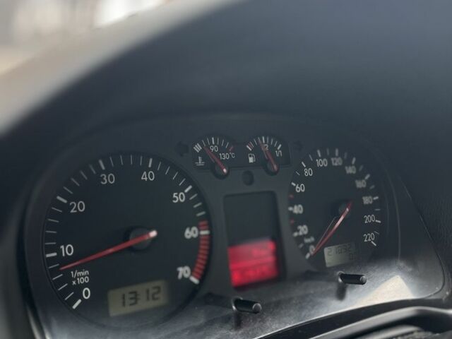 Синій Фольксваген Гольф, об'ємом двигуна 1.4 л та пробігом 218 тис. км за 4700 $, фото 17 на Automoto.ua