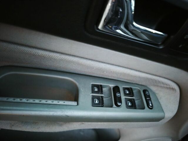 Синій Фольксваген Гольф, об'ємом двигуна 1.4 л та пробігом 355 тис. км за 3700 $, фото 10 на Automoto.ua