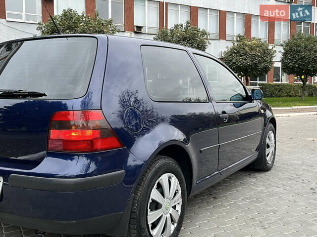 Синий Фольксваген Гольф, объемом двигателя 1.39 л и пробегом 233 тыс. км за 3850 $, фото 34 на Automoto.ua