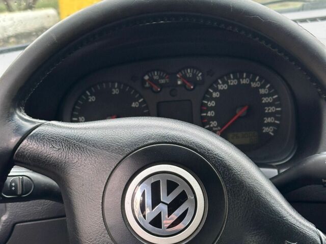 Синій Фольксваген Гольф, об'ємом двигуна 1.9 л та пробігом 260 тис. км за 2200 $, фото 1 на Automoto.ua