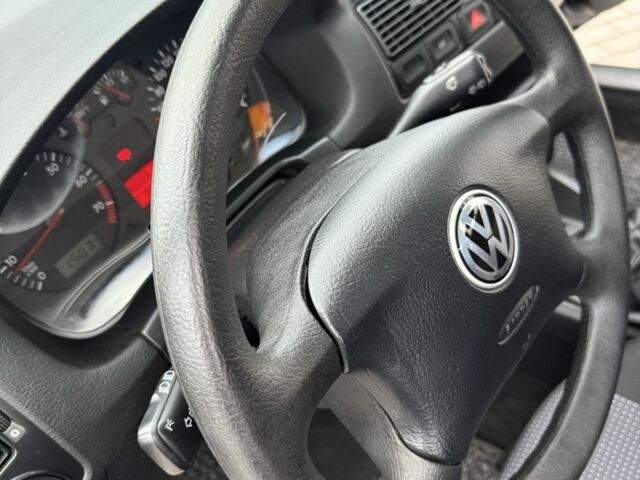 Синій Фольксваген Гольф, об'ємом двигуна 1.6 л та пробігом 99 тис. км за 5400 $, фото 17 на Automoto.ua