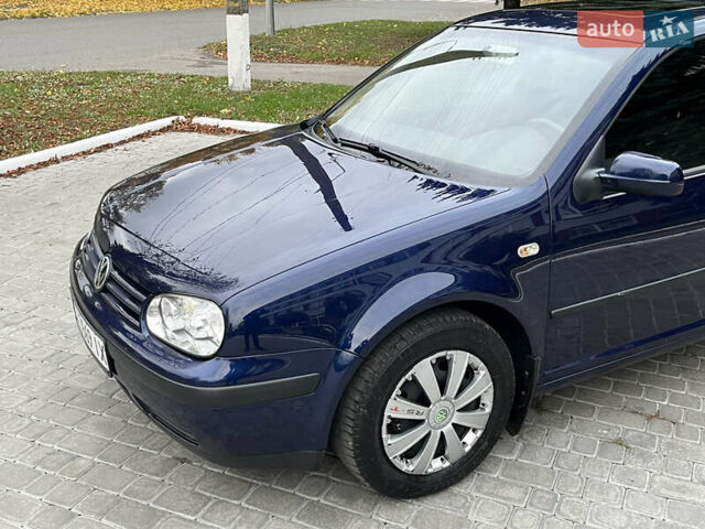 Синий Фольксваген Гольф, объемом двигателя 1.39 л и пробегом 233 тыс. км за 3850 $, фото 14 на Automoto.ua