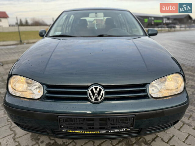 Синій Фольксваген Гольф, об'ємом двигуна 1.39 л та пробігом 216 тис. км за 3700 $, фото 8 на Automoto.ua