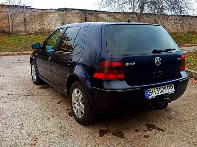 Синий Фольксваген Гольф, объемом двигателя 1.9 л и пробегом 210 тыс. км за 4499 $, фото 1 на Automoto.ua