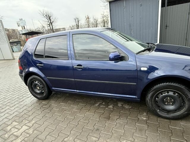 Синий Фольксваген Гольф, объемом двигателя 1.9 л и пробегом 436 тыс. км за 5200 $, фото 2 на Automoto.ua