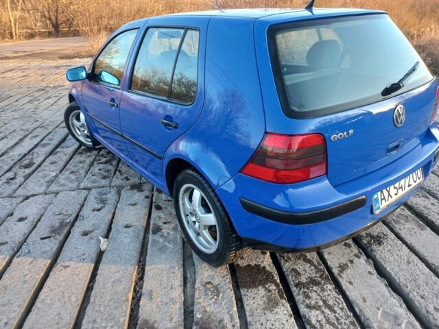 Синій Фольксваген Гольф, об'ємом двигуна 1.4 л та пробігом 320 тис. км за 3200 $, фото 5 на Automoto.ua