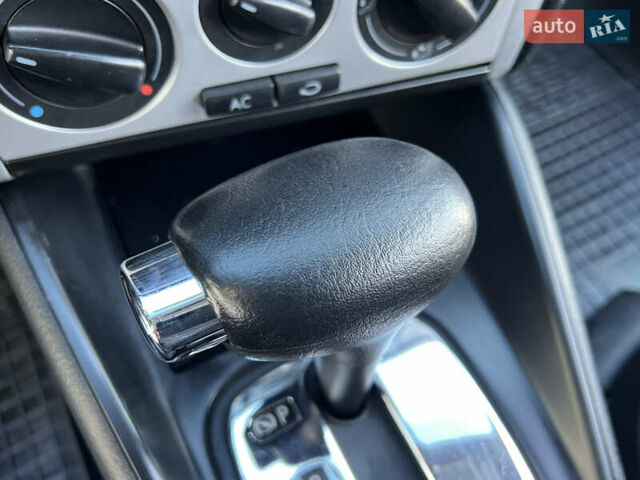 Синий Фольксваген Гольф, объемом двигателя 1.6 л и пробегом 284 тыс. км за 5350 $, фото 48 на Automoto.ua