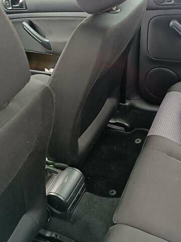 Синий Фольксваген Гольф, объемом двигателя 1.39 л и пробегом 190 тыс. км за 4500 $, фото 27 на Automoto.ua