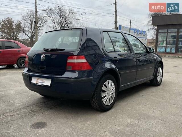 Синий Фольксваген Гольф, объемом двигателя 1.39 л и пробегом 220 тыс. км за 5150 $, фото 2 на Automoto.ua