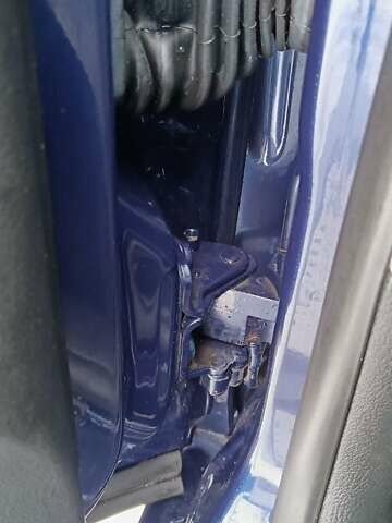 Синий Фольксваген Гольф, объемом двигателя 1.39 л и пробегом 190 тыс. км за 4500 $, фото 22 на Automoto.ua