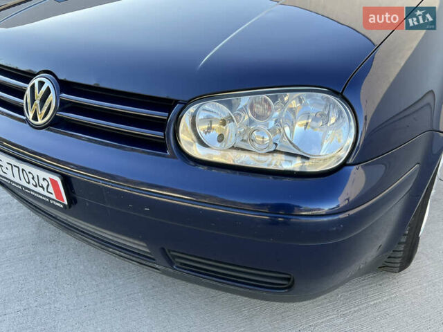 Синий Фольксваген Гольф, объемом двигателя 1.6 л и пробегом 284 тыс. км за 5350 $, фото 28 на Automoto.ua