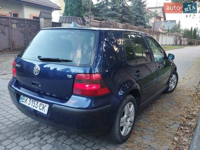 Синий Фольксваген Гольф, объемом двигателя 1.6 л и пробегом 190 тыс. км за 4390 $, фото 4 на Automoto.ua