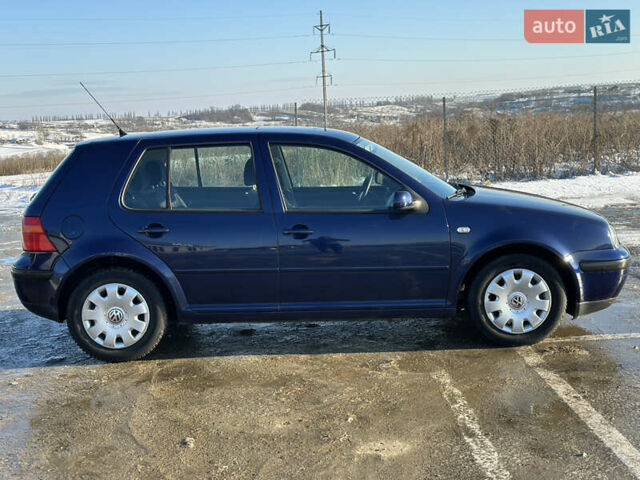 Синий Фольксваген Гольф, объемом двигателя 1.6 л и пробегом 256 тыс. км за 4499 $, фото 15 на Automoto.ua