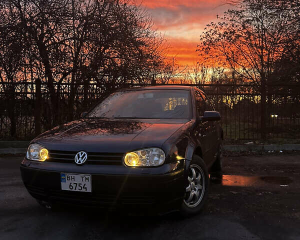 Синий Фольксваген Гольф, объемом двигателя 1.6 л и пробегом 288 тыс. км за 4400 $, фото 14 на Automoto.ua