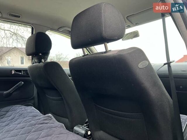 Синій Фольксваген Гольф, об'ємом двигуна 1.6 л та пробігом 315 тис. км за 3850 $, фото 32 на Automoto.ua