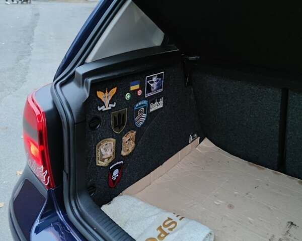 Фольксваген Гольф 2002 в Виннице на Automoto.ua Синий Фольксваген Гольф, объемом двигателя 1.6 л и пробегом 242 тыс. км за 5300 $, фото 33 на Automoto.ua