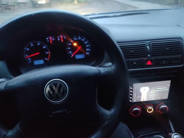 Синий Фольксваген Гольф, объемом двигателя 1.4 л и пробегом 320 тыс. км за 3000 $, фото 7 на Automoto.ua