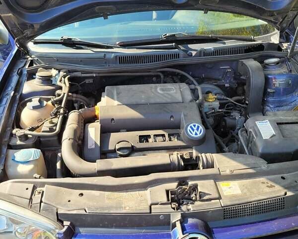 Синий Фольксваген Гольф, объемом двигателя 1.39 л и пробегом 203 тыс. км за 3600 $, фото 2 на Automoto.ua