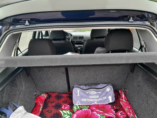 Синій Фольксваген Гольф, об'ємом двигуна 1.4 л та пробігом 223 тис. км за 4000 $, фото 8 на Automoto.ua