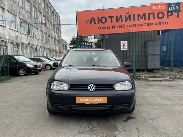 Синий Фольксваген Гольф, объемом двигателя 1.39 л и пробегом 220 тыс. км за 5150 $, фото 7 на Automoto.ua