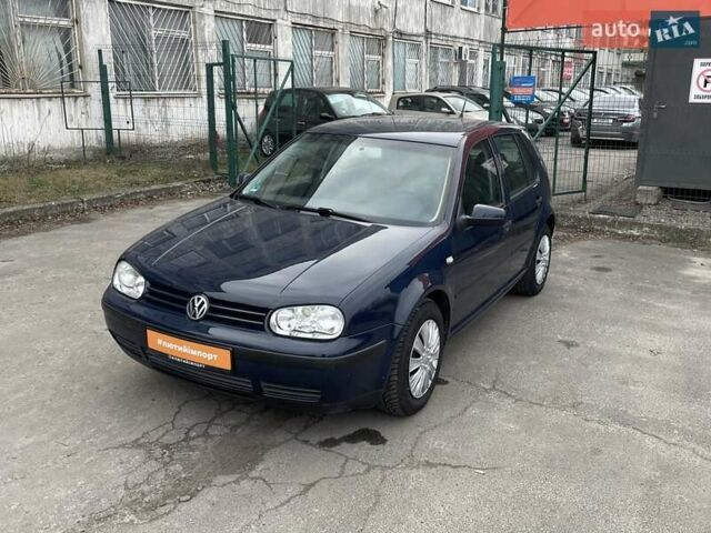 Синий Фольксваген Гольф, объемом двигателя 1.39 л и пробегом 220 тыс. км за 5150 $, фото 54 на Automoto.ua
