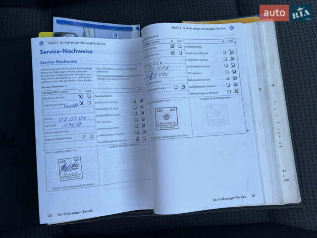 Синий Фольксваген Гольф, объемом двигателя 1.6 л и пробегом 284 тыс. км за 5350 $, фото 144 на Automoto.ua