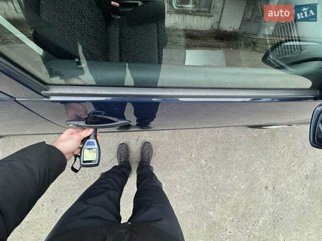 Синий Фольксваген Гольф, объемом двигателя 1.39 л и пробегом 220 тыс. км за 5150 $, фото 90 на Automoto.ua