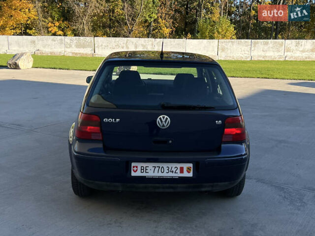 Синий Фольксваген Гольф, объемом двигателя 1.6 л и пробегом 284 тыс. км за 5350 $, фото 21 на Automoto.ua